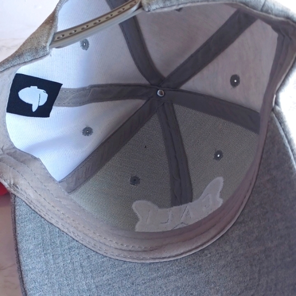 CALI Original Hat. - Picture 5 of 5